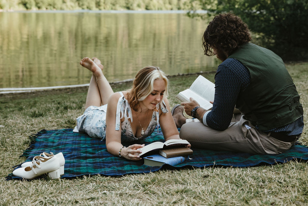 Book lovers engagement photos in Northwest Washington photographed by Wilder Photography