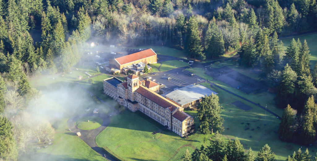 The Lodge at St. Edward State Park weddings